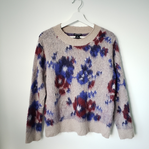 Club Monaco Nohmi Mohair Sweater Small - Picture 2 of 9